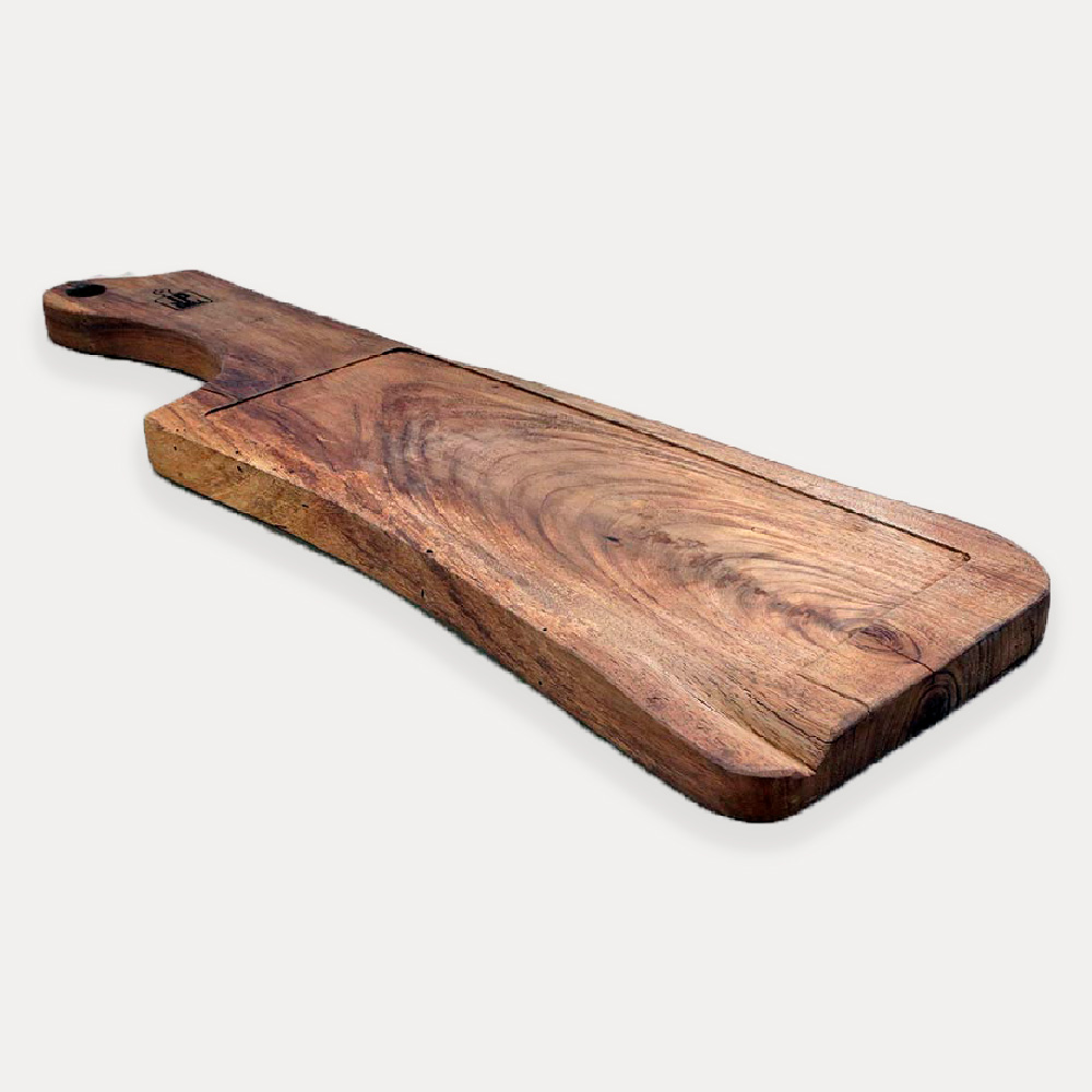 001-1-MACHETE2025080512